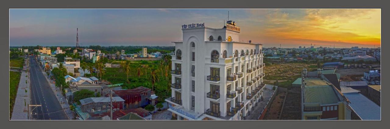 Khach San Yen Chau Hotel Чау Док Екстериор снимка