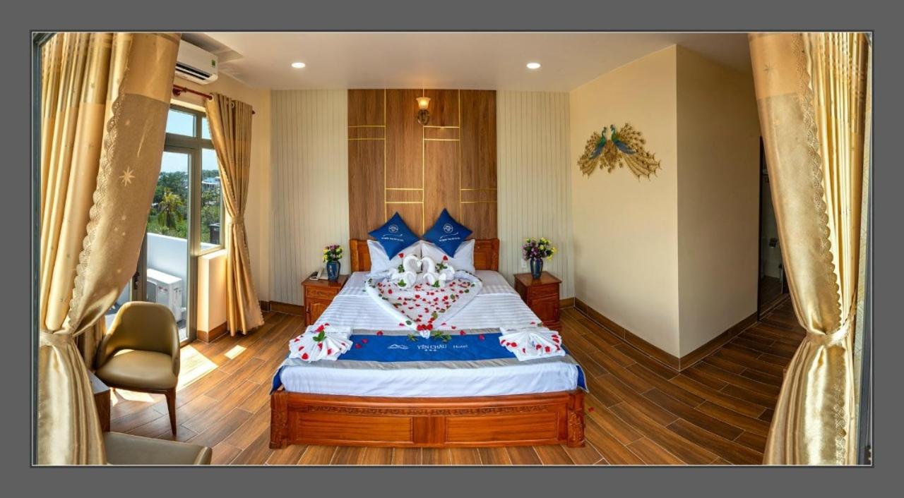 Khach San Yen Chau Hotel Чау Док Екстериор снимка